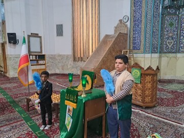 دانش آموزان آران و بیدگل سفیران رضوی می‌شوند