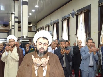 تصاویر/ اقامه نمازجمعه شهرستان چهاربرج