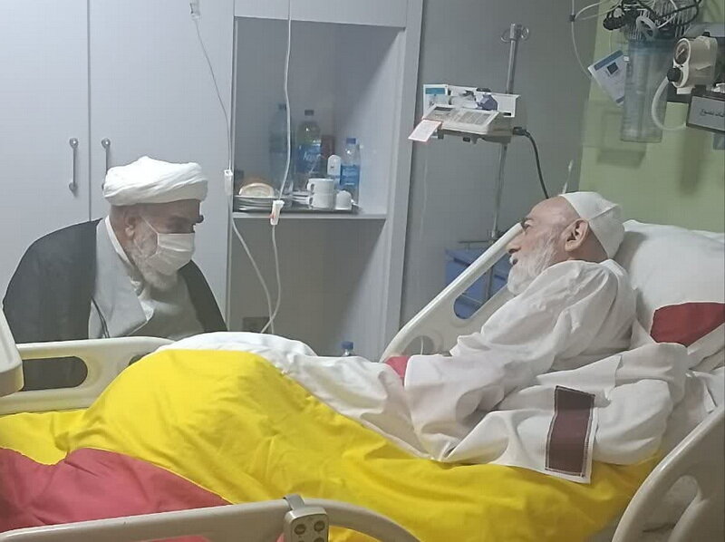 عیادت رئیس دفتر رهبر انقلاب از آیتالله گرامی