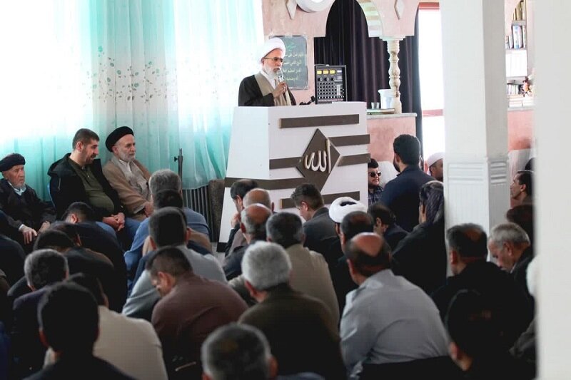 «مرحوم ماموستا فخری» عالم تأثیرگذار و انقلابی بود