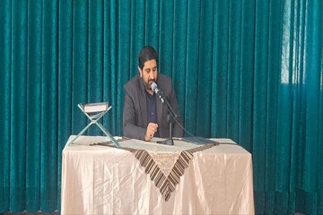 بانوان طلبه مروج پرداخت زکات در میان مردم باشند