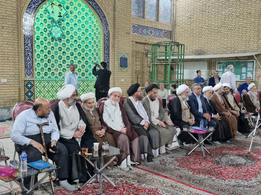 اولین سالگرد شهادت آیت الله سلیمانی در کاشان برگزار شد