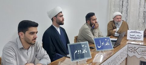 تصاویر/ برگزاری کرسی آزاد اندیشی در مدرسه علمیه تکاب