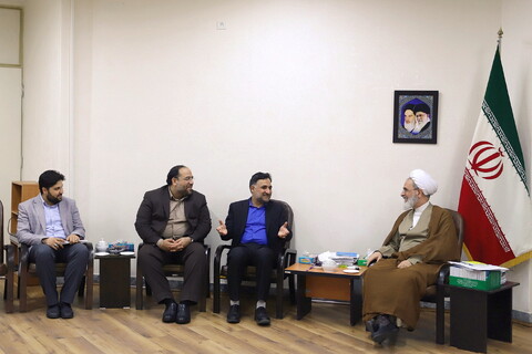 تصاویر/ دیدار معاونت علمی و فناوری ریاست جمهوری باآیت الله اعرافی