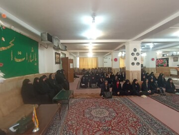 تصاویر/ دیدار مدیر حوزه علمیه خواهران آذربایجان غربی با طلاب خواهر خوی