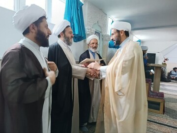 تصاویر/ مراسم تجلیل از اساتید، کادر، طلاب استادیار و خدام مدرسه علمیه امام صادق (ع) بیجار