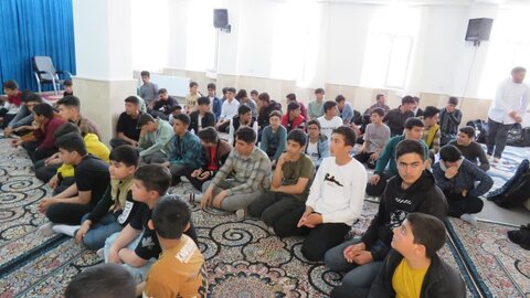 تصاویر/  بازدید دانش آموزان از مدرسه علمیه امام محمدباقر (ع) شاهین دژ