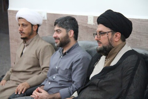 عکس/ دیدار مدیر حوزه علمیه بوشهر با اساتید مدرسه برازجان