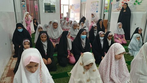 عکس/ تجلیل امام جمعه برازجان از معلمان