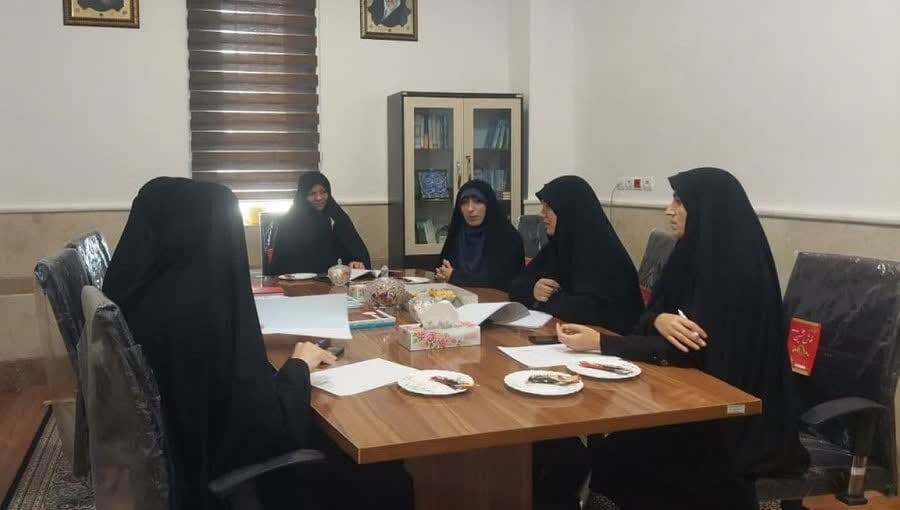 اولین جلسه شورای علمی پژوهشی مدرسه علمیه تخصصی الزهراء(س) اردبیل برگزار شد