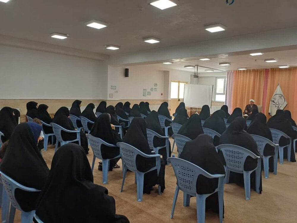 روز معلم در مدرسه علمیه زینب کبری (س) ارومیه