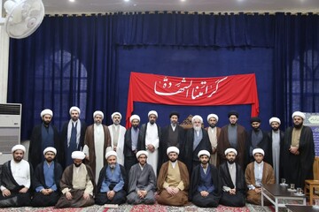 نشست هم اندیشی مدیران و کادر مدارس علمیه سفیران هدایت خوزستان