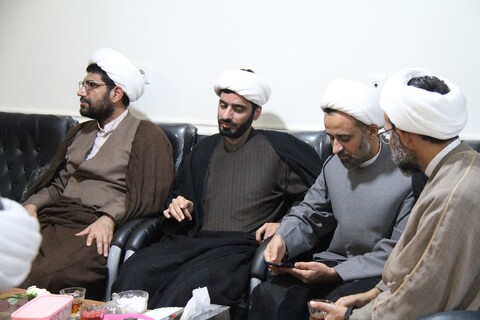 عکس/ دیدار مدیر حوزه علمیه بوشهر با اساتید مدرسه کنگان