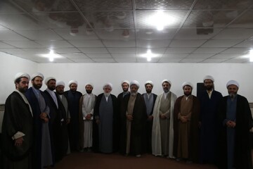 نشست هم اندیشی جمعی از مدیران و کادر مدارس علمیه اهواز