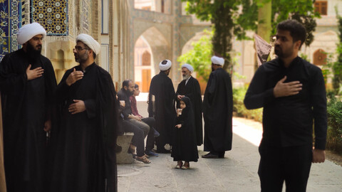 تصاویر/ مراسم ظهر شهادت امام صادق در مدرسه علمیه امام صادق(ع) اصفهان