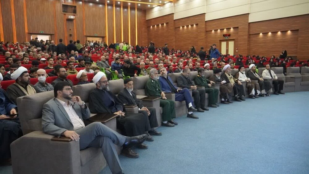 خداباوری علم اول است که امام صادق(ع) بیان فرموده است