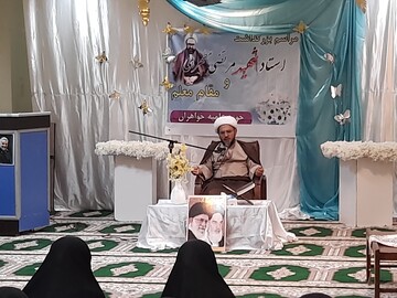 مشکلات و دغدغه های طلاب خواهر  گناوه ای بررسی شد