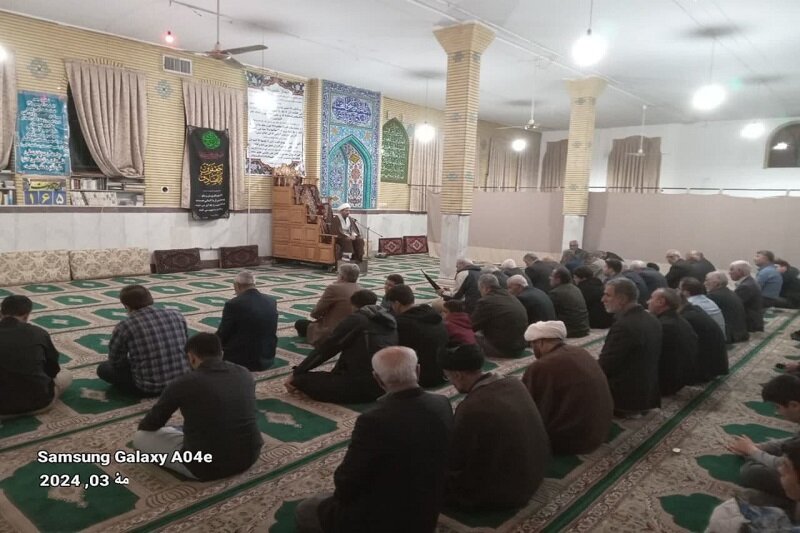 عزاداران کرمانشاهی میهمان سفره امام صادق(ع)+ عکس