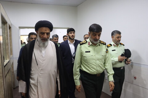 دیدار فرمانده کل انتظامی کشور با نخبگان و عشایر مختلف خوزستان
