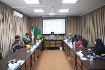 تصاویر /  نشست خبری تشریح برنامه‌های دهه کرامت کانون خدمت رضوی استان قم