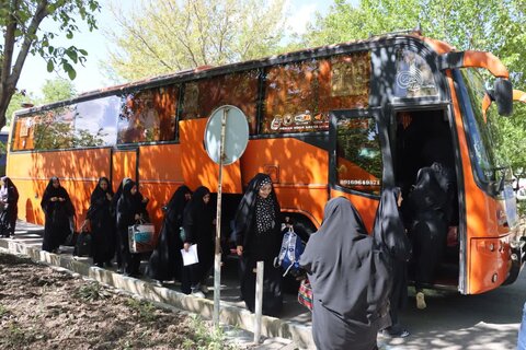 تصاویر اعزام کاروان های لرستان به منطقه عملیاتی بازی دراز کرمانشاه
