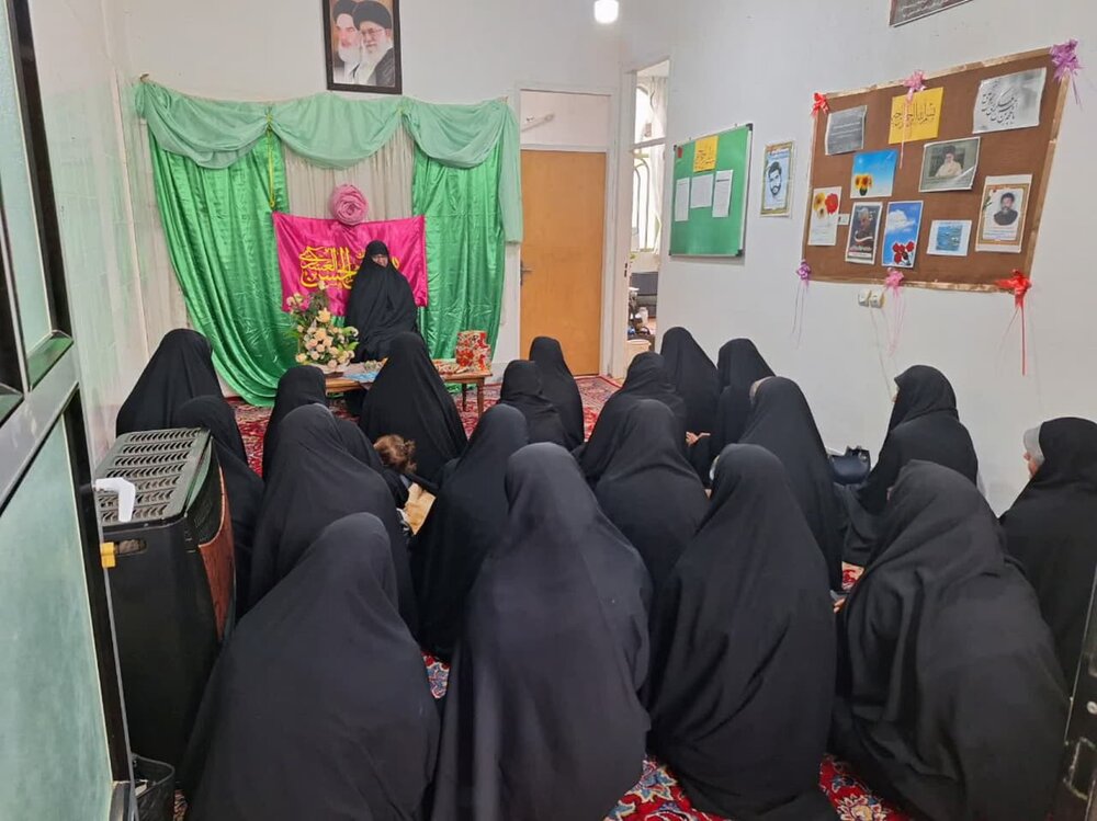 हज़रत मासूमा क़ुम (स) के 4 गुण  हज़रत मासूमा क़ुम (स) के 4 गुण