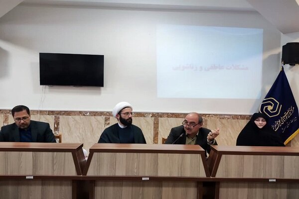 نشست علمی "چالشهای خانوادههای اسلامی در عصر معاصر" برگزار شد