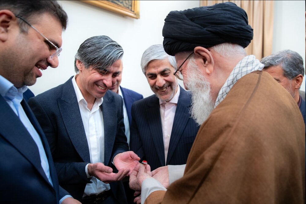 ََAyatollah Khamenei presented a ring to the Head Coach Vahid Shamsaei
