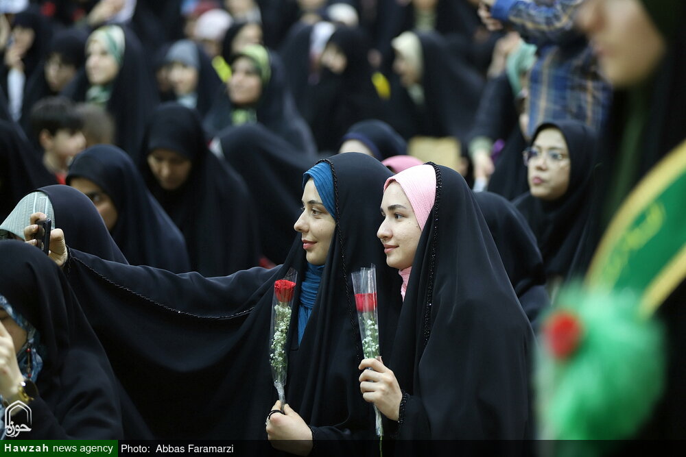 ولادت حضرت فاطمه معصومه (س) اور روز دختر کی مناسبت سے یونیورسٹی کی طالبات کا عظیم الشان اجتماع+تصاویر