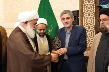 اعطای نخستین «جـایزه علوم انسانیِ اسلامی مُحـــی‌الدّیـــن» به استاد رشاد