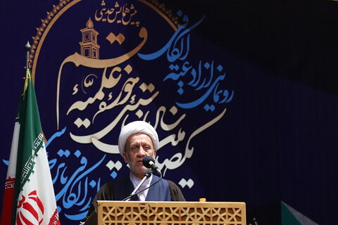 میزان فعالیتهای حدیثی پس از پیروزی انقلاب اسلامی با قبل از آن قابل مقایسه نیست تصاویر/ پیش همایش یکصدمین سال باز تاسیس حوزه علمیه قم
