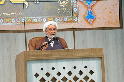 تصاویر / همایش بزرگداشت شیخ کلینی(ره) در مشهد