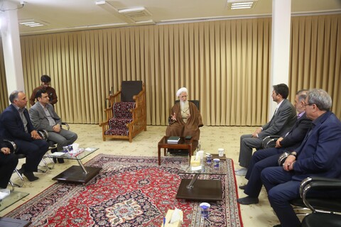 تصاویر/ دیدار مدیرعامل بانک مهر کشور با آیت الله العظمی جوادی آملی