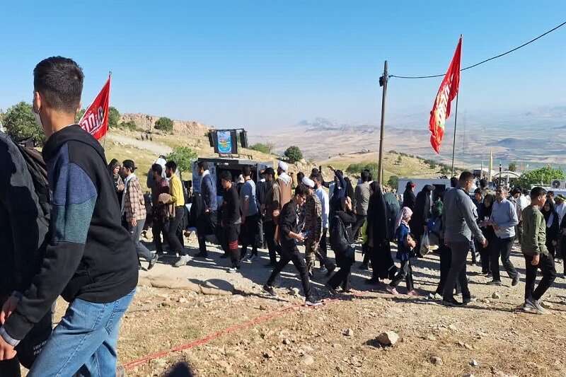 حضور مبلغین حوزه علمیه کرمانشاه در «یادمان شهدای بازی دراز»+ عکس