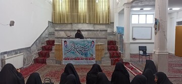 بندگی با ادب، موجب قرب الهی است