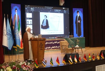 رهبر معظم انقلاب هدایت قرآن را عام و شامل تمام علوم می دانند