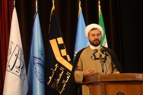 الحفل الختامي للمؤتمر الدولي السادس لفكر الإمام الخامنئي القرآني في تبريز