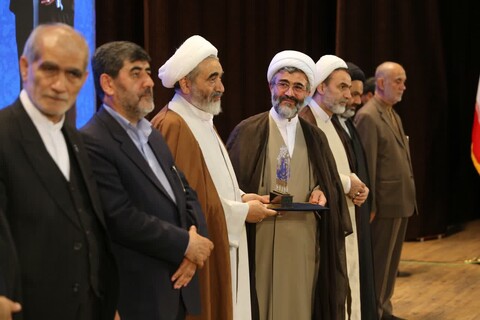 الحفل الختامي للمؤتمر الدولي السادس لفكر الإمام الخامنئي القرآني في تبريز