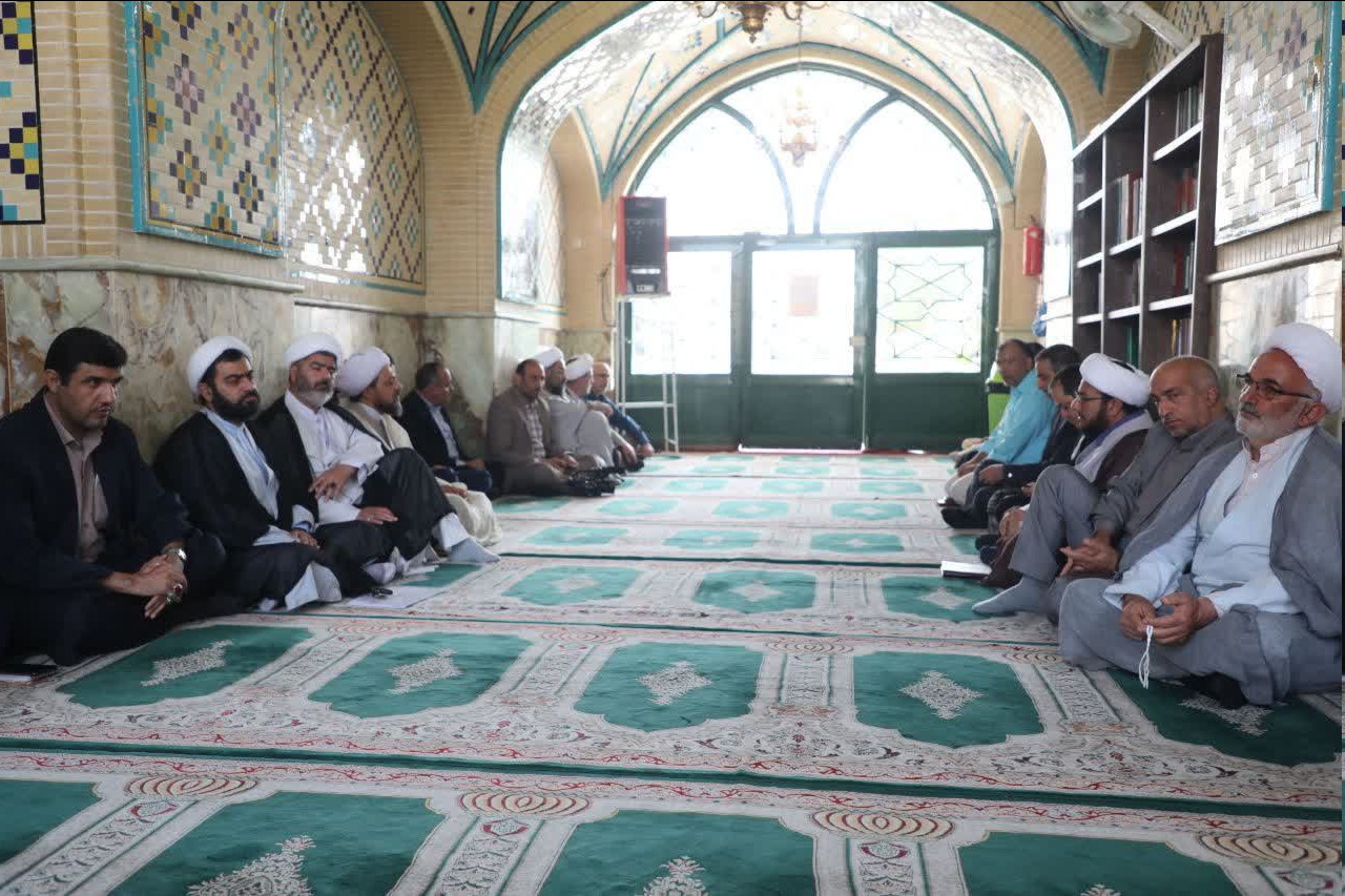 رفع بسیاری از حوائج مؤمنین به امامزادگان حواله داده میشود