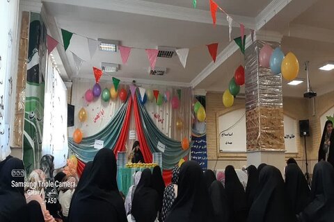 تصاویر/ جشن میلاد حضرت معصومه(س) در مدرسه علمیه حضرت زینب(س) هرسین