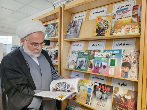تصاویر/بازدید حجت الاسلام و المسلمین پورذهبی از اداره کل کتابخانه‌ های عمومی کردستان