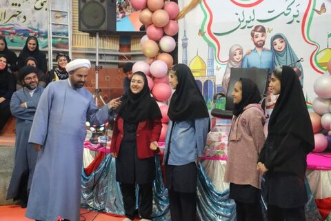 تصاویر/ جشن میلاد حضرت معصومه(س) و روز دختر در شهرستان دهگلان
