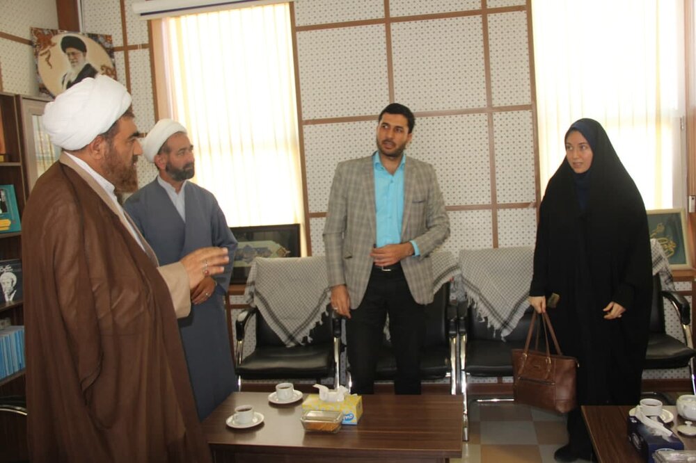 همکاری حوزه علمیه استان قزوین با نهاد کتابخانه ها افزایش می یابد