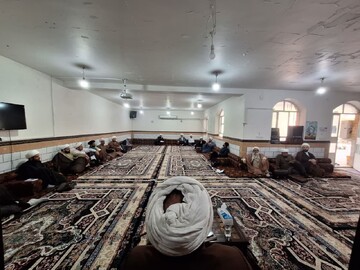 برگزاری دوره آشنایی با ویژگی های دوران جوانی و نوجوانی ویژه اساتید مدارس علمیه ماهشهر و بندر امام 