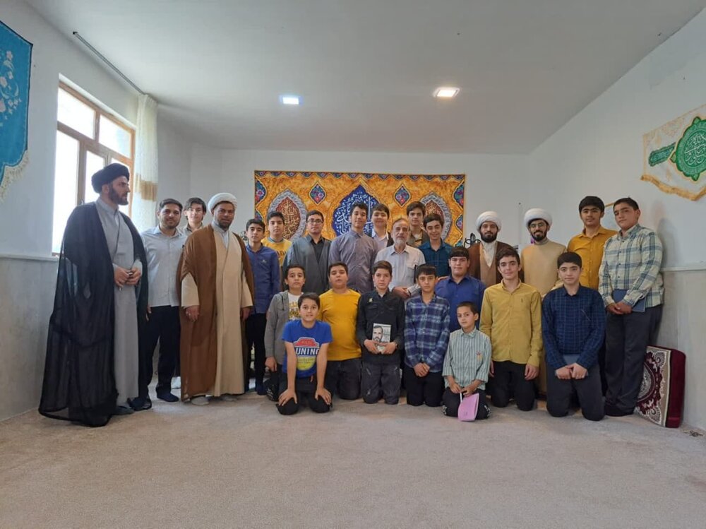 تحقق زندگی با آیهها در کوی گلستان همدان/ عملیاتی کردن آیات قرآن در بطن زندگی مردم