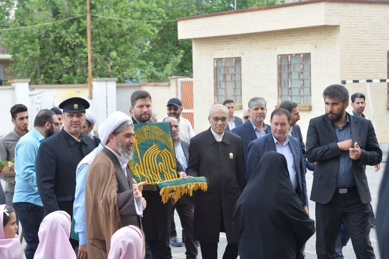 تصاویر/ حضور کاروان زیر سایه خورشید در شهرستان شوط