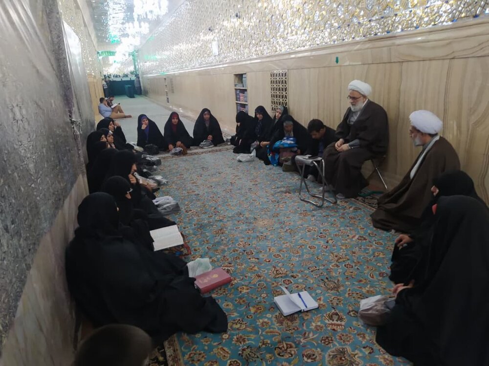 اردوی زیارتی طلاب خواهر نقده به مشهد مقدس