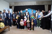 تصاویر / تقدیر امام جمعه همدان از خانواده‌های دارای چند فرزند به مناسبت روز جهانی خانواده