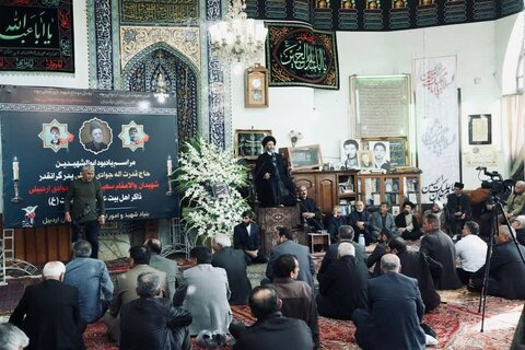 مراسم یادبود مداح اردبیلی در مسجد پیرعبدالملک