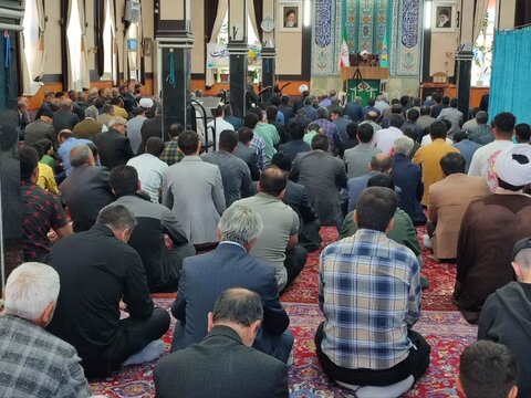 تصاویر/ آیین عبادی سیاسی نماز جمعه چهار برج